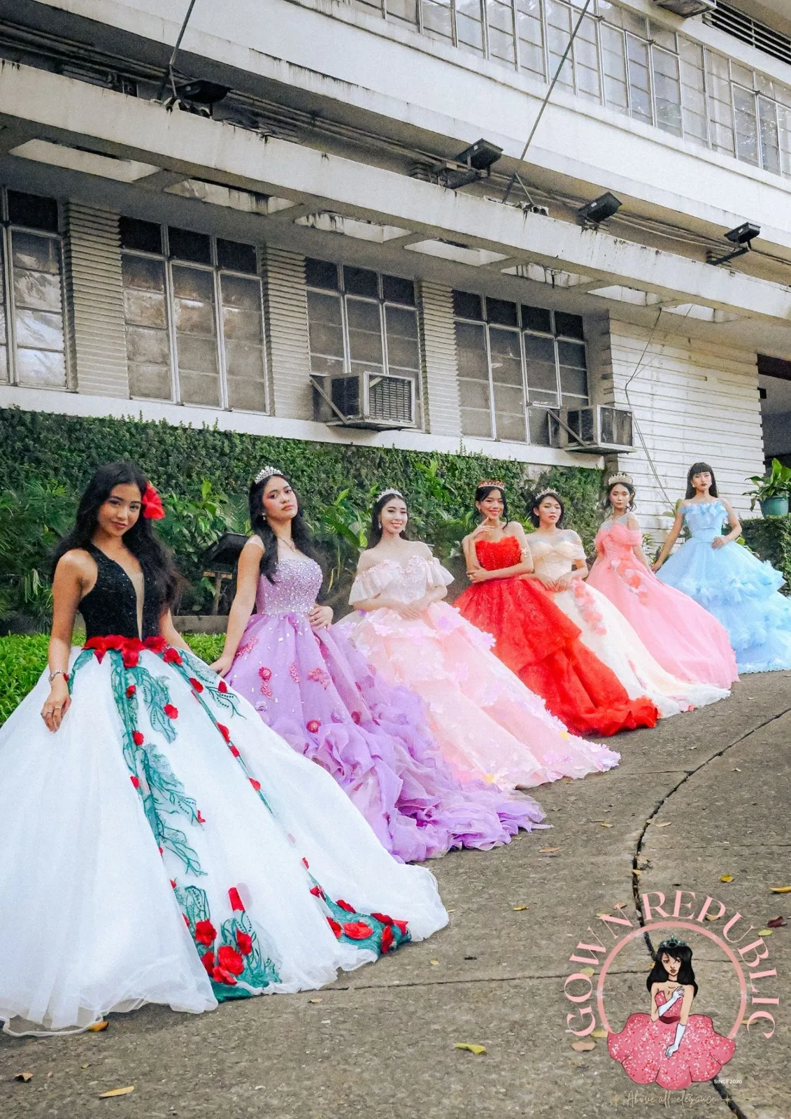 Ball Gowns 034