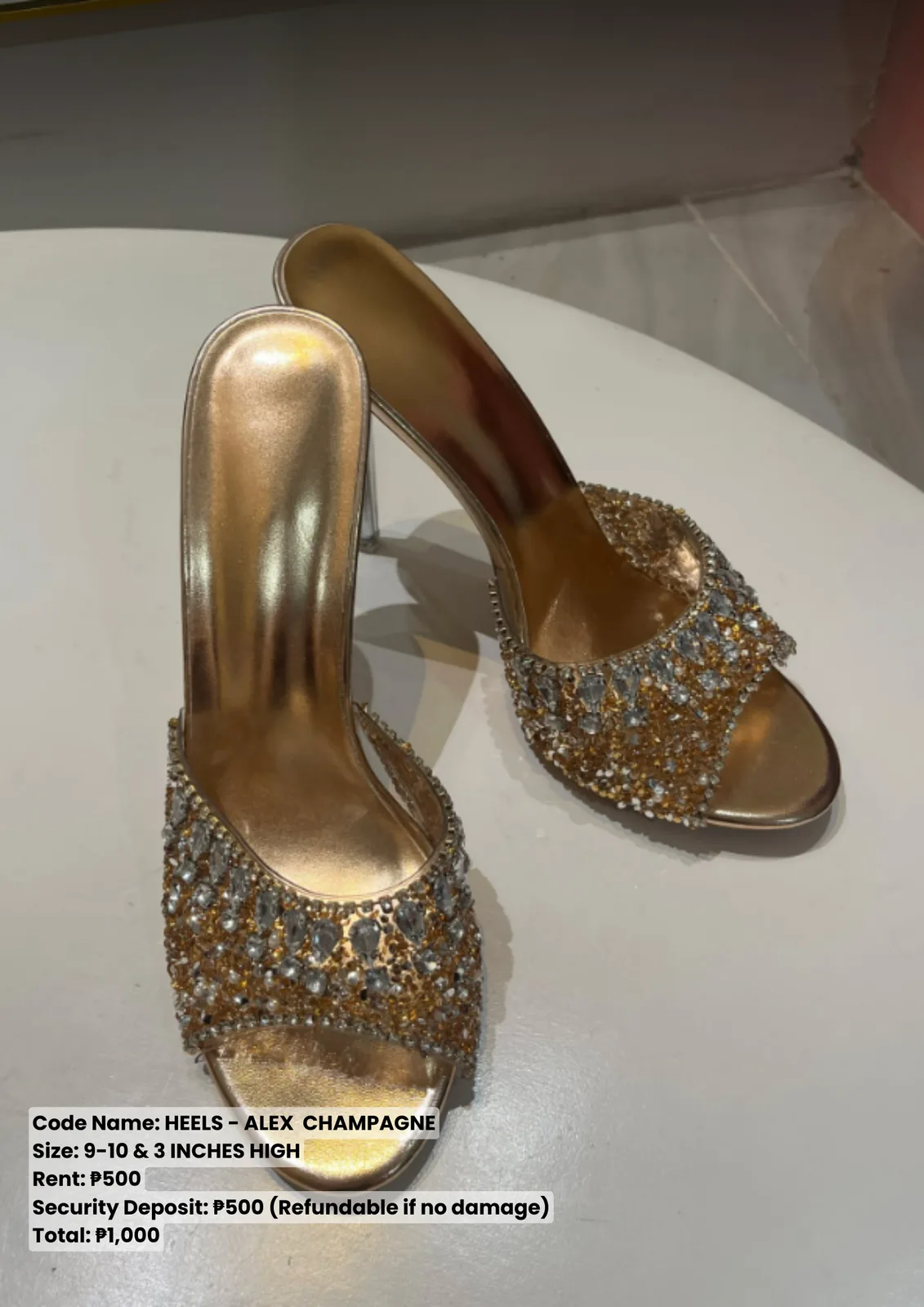 Heels: Alex Champagne